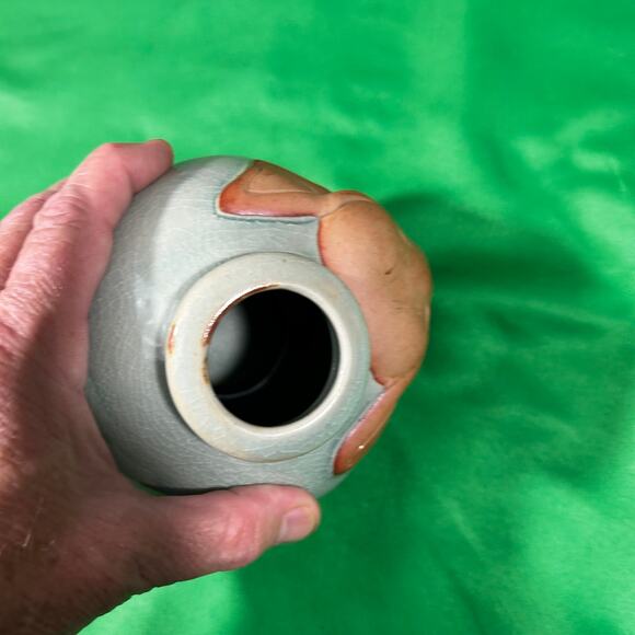 Siam Celadon Handmade Elephant Vase Jar Wood Ash Glaze Made in Thailand - Picture 8 of 12